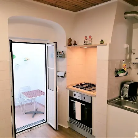 In The Castle Of S Jorge Apartment Lisbon